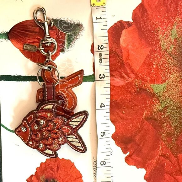 BIG VINTAGE COACH KOI & X CHARM VHTF VIBRANT STACKED LEATHER STUDS GLITTER VGUC - Picture 5 of 16